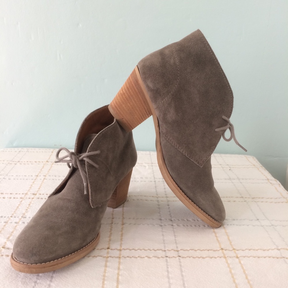 1937 Footwear Madewell Gray Suede Booties, 6